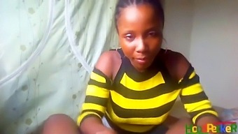 African American Teenager Gives Oral Pleasure And Receives A Mouthful Of Semen In Homemade Video