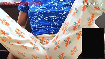 Indian Aunty Video Chat In Lingerie