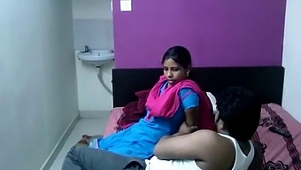 Desi Actress Sindhu Maria'S Sensual Solo Show