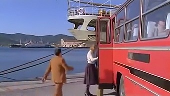 Amateur Couple Enjoys Sex On A Bus